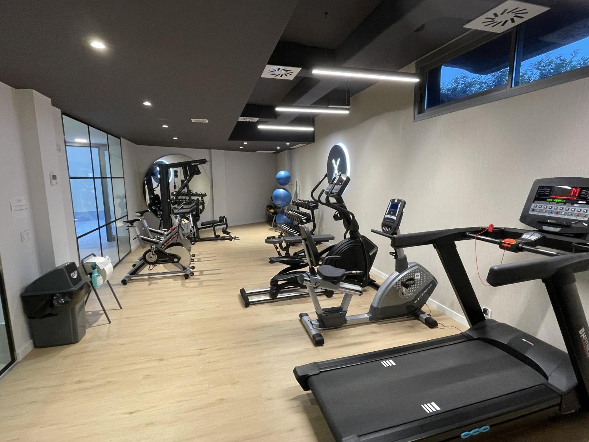Vivi Homes - Elies House Pool, Gym, Spa & Sea View El Faro Екстер'єр фото